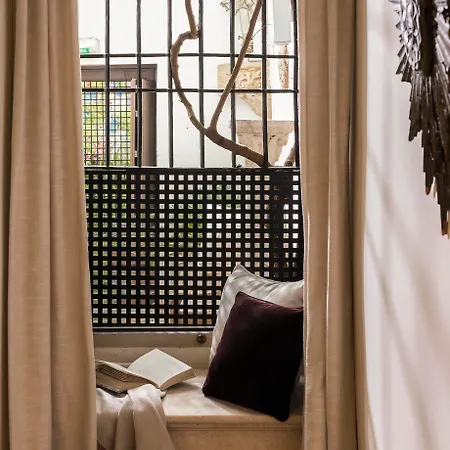 Ξενοδοχείο Balcon De 4*