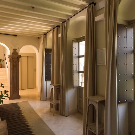 Hotel Balcón De 4*